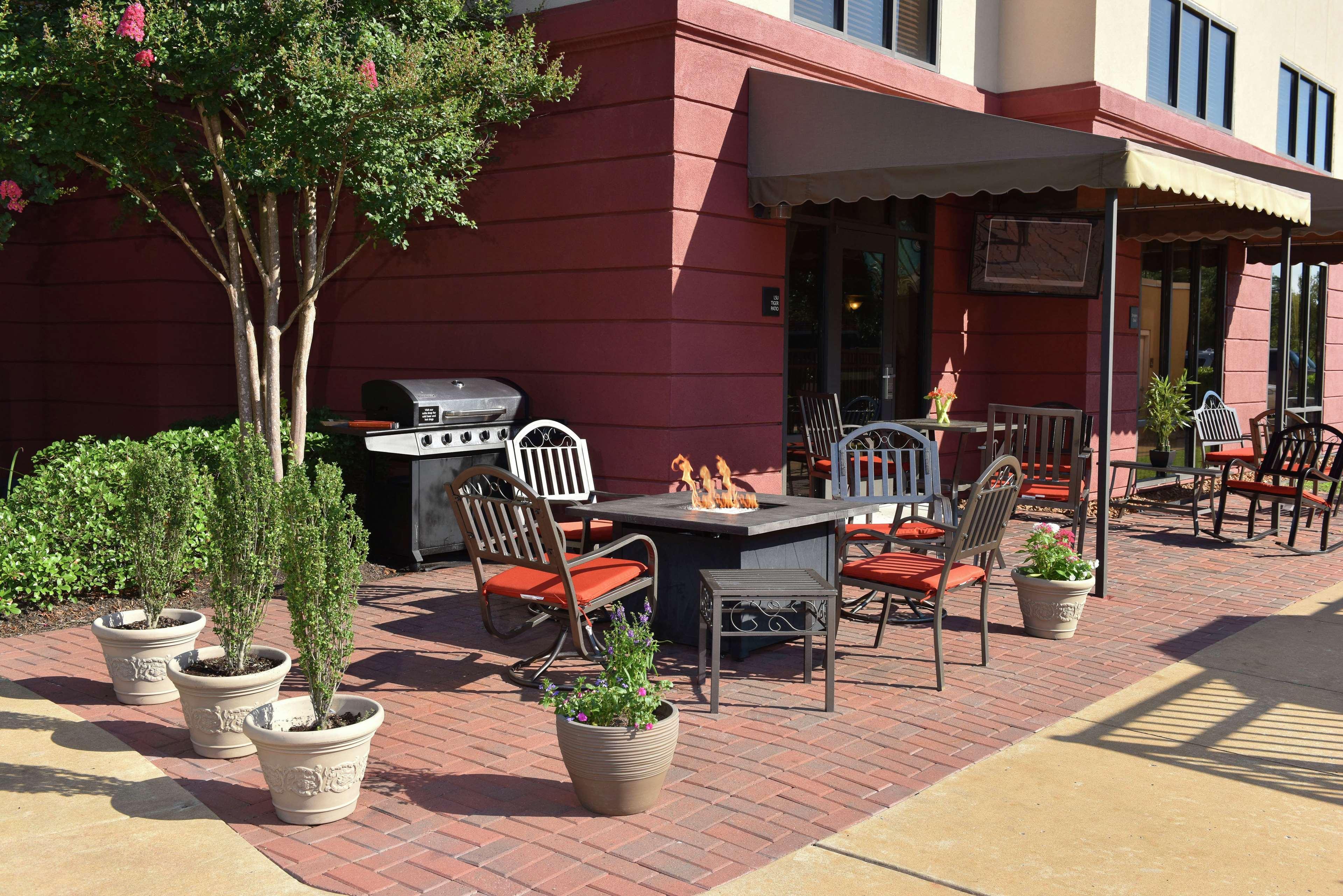 Hampton Inn & Suites Alexandria Exteriör bild