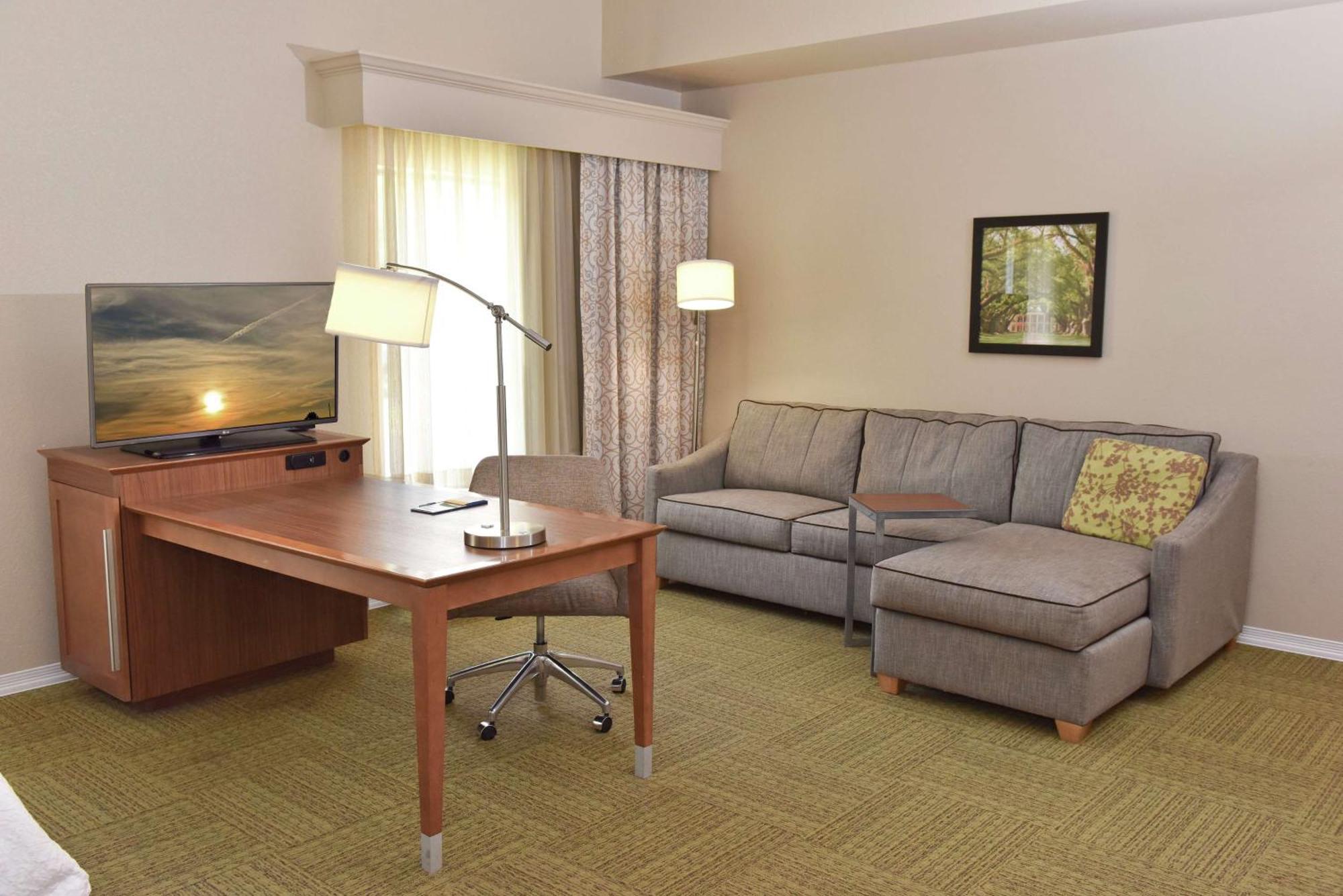 Hampton Inn & Suites Alexandria Exteriör bild